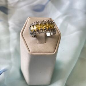 COPY - NAVY BRIDAL WEDDING RING SIZE 10